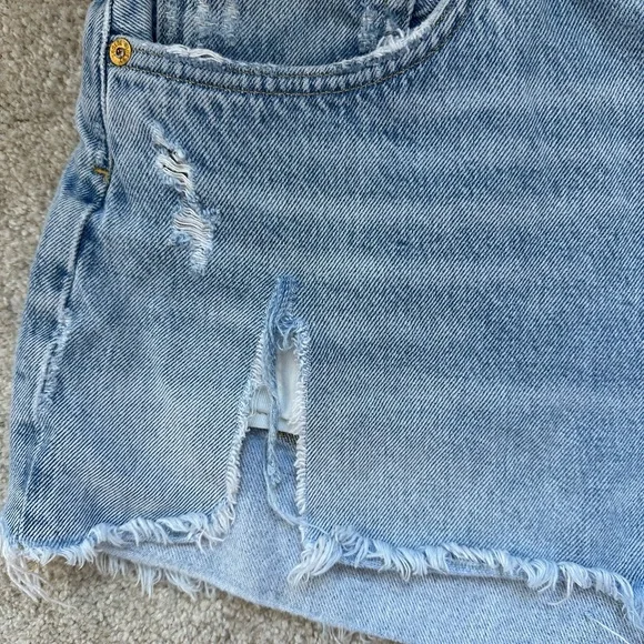 Agolde Parker Denim Shorts - Picture 2 of 5